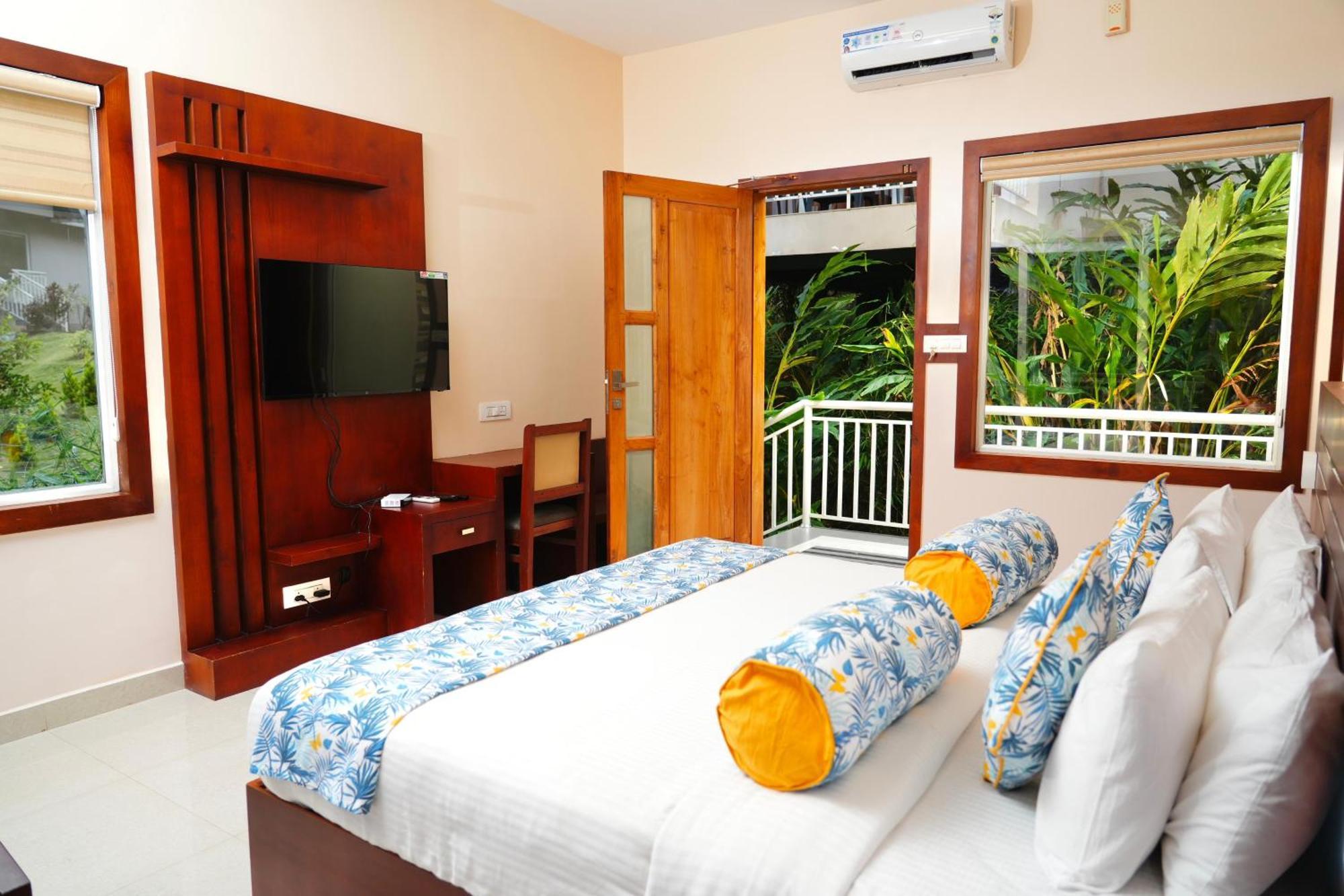 Aveda Munnar Mountains And Mist Hotel Exterior photo