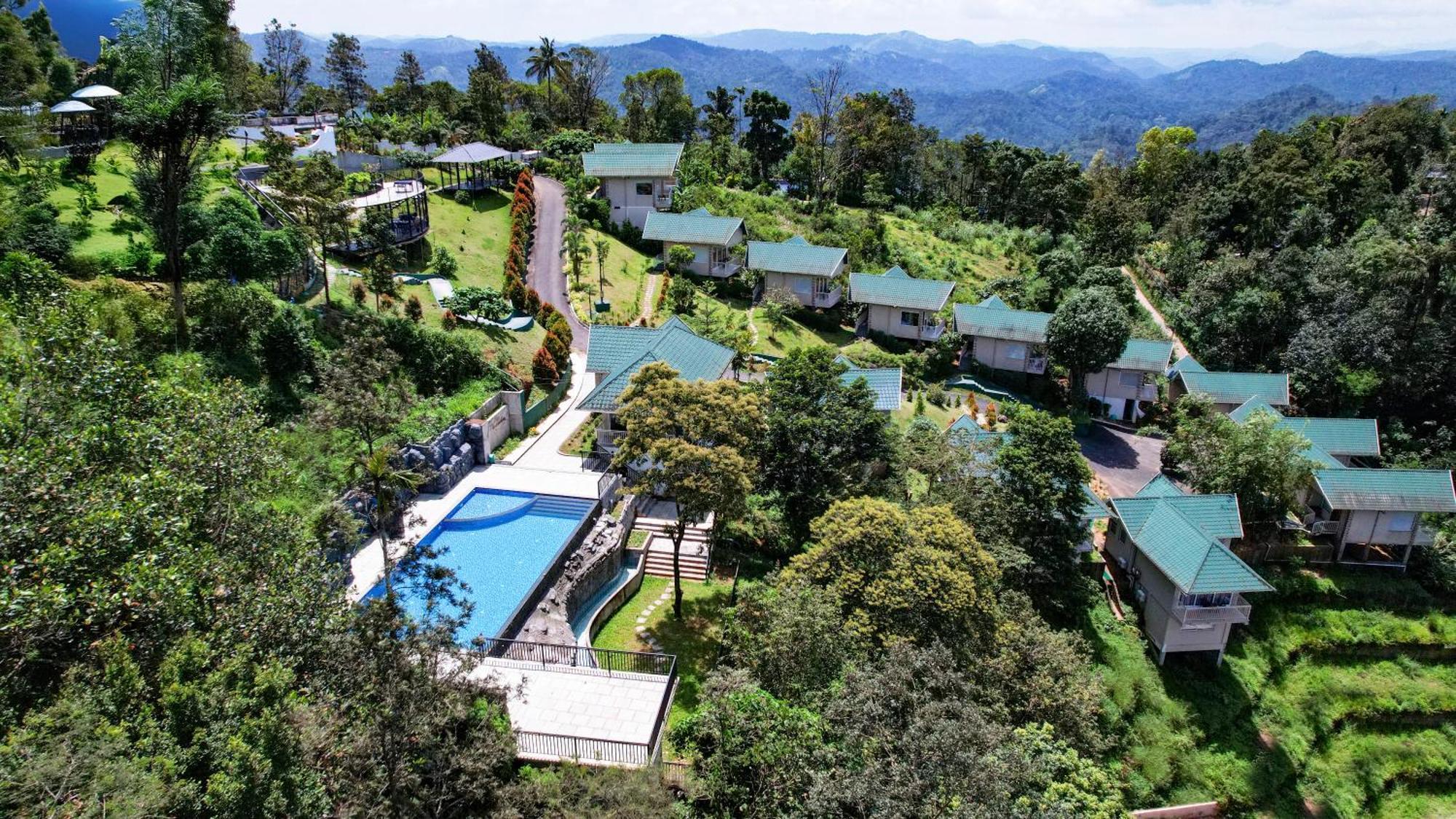 Aveda Munnar Mountains And Mist Hotel Exterior photo